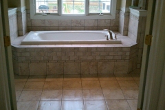 Tile-around-tub-3